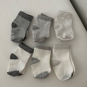 Carter’s Baby 3-12 months Socks